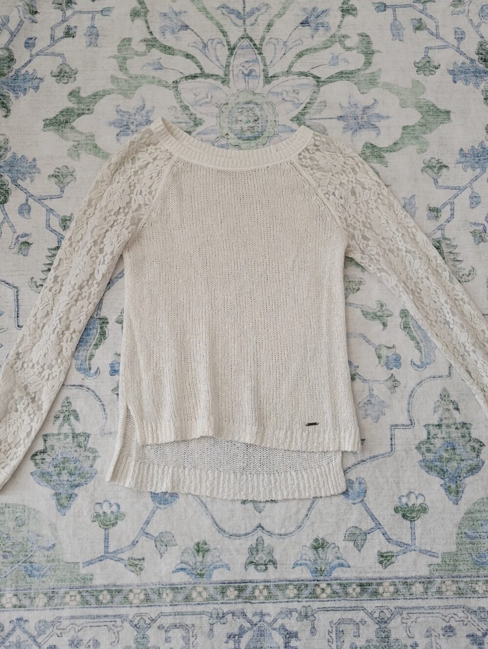 Abercrombie & Fitch Cream Crewneck Sweater with Lace Sleeves